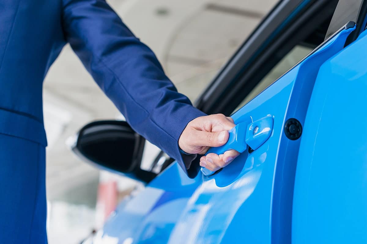 Automotive locksmith car key replacement and lock repair service in Brisbane